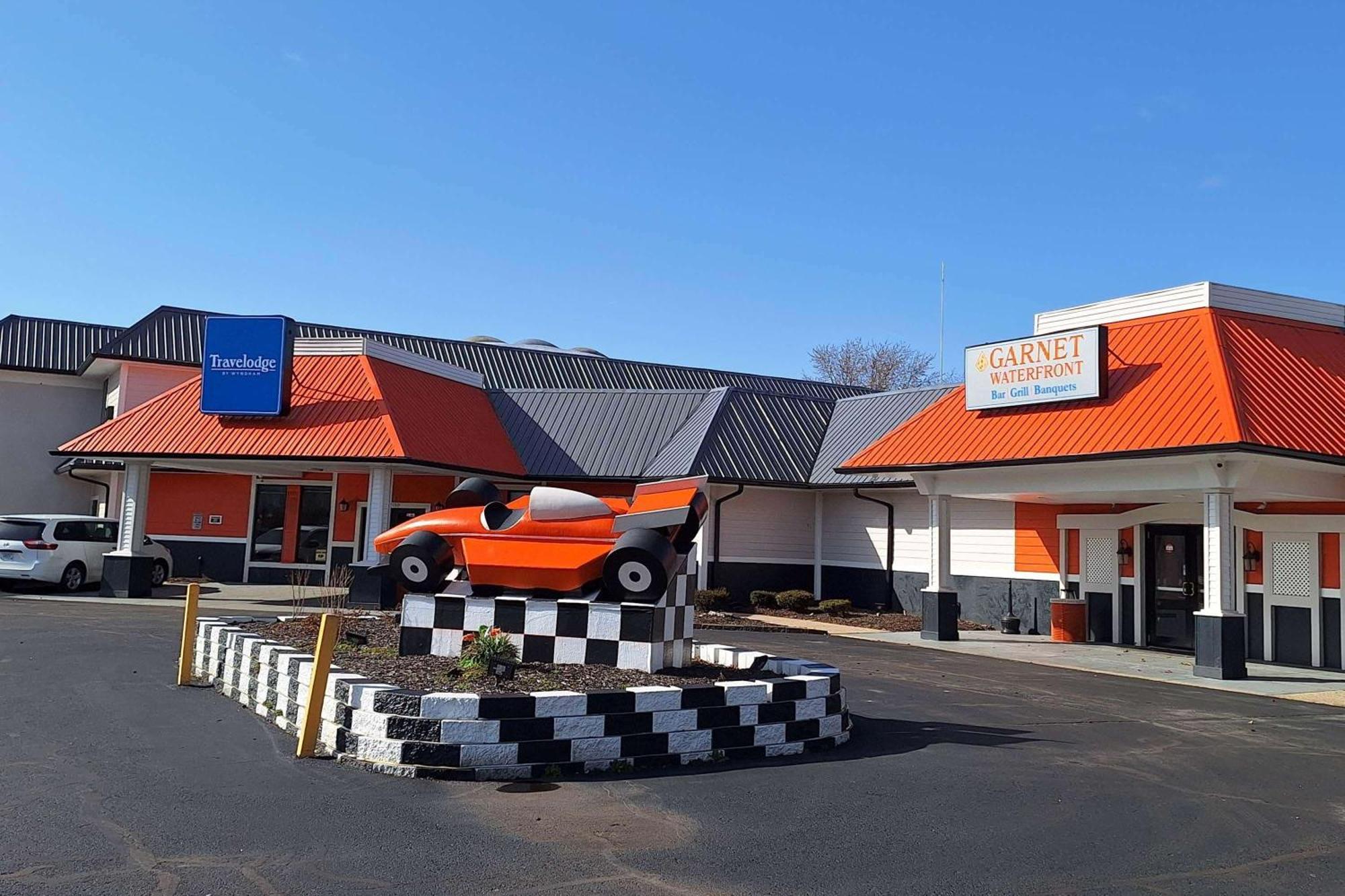 Travelodge By Wyndham Indianapolis Speedway Exteriör bild