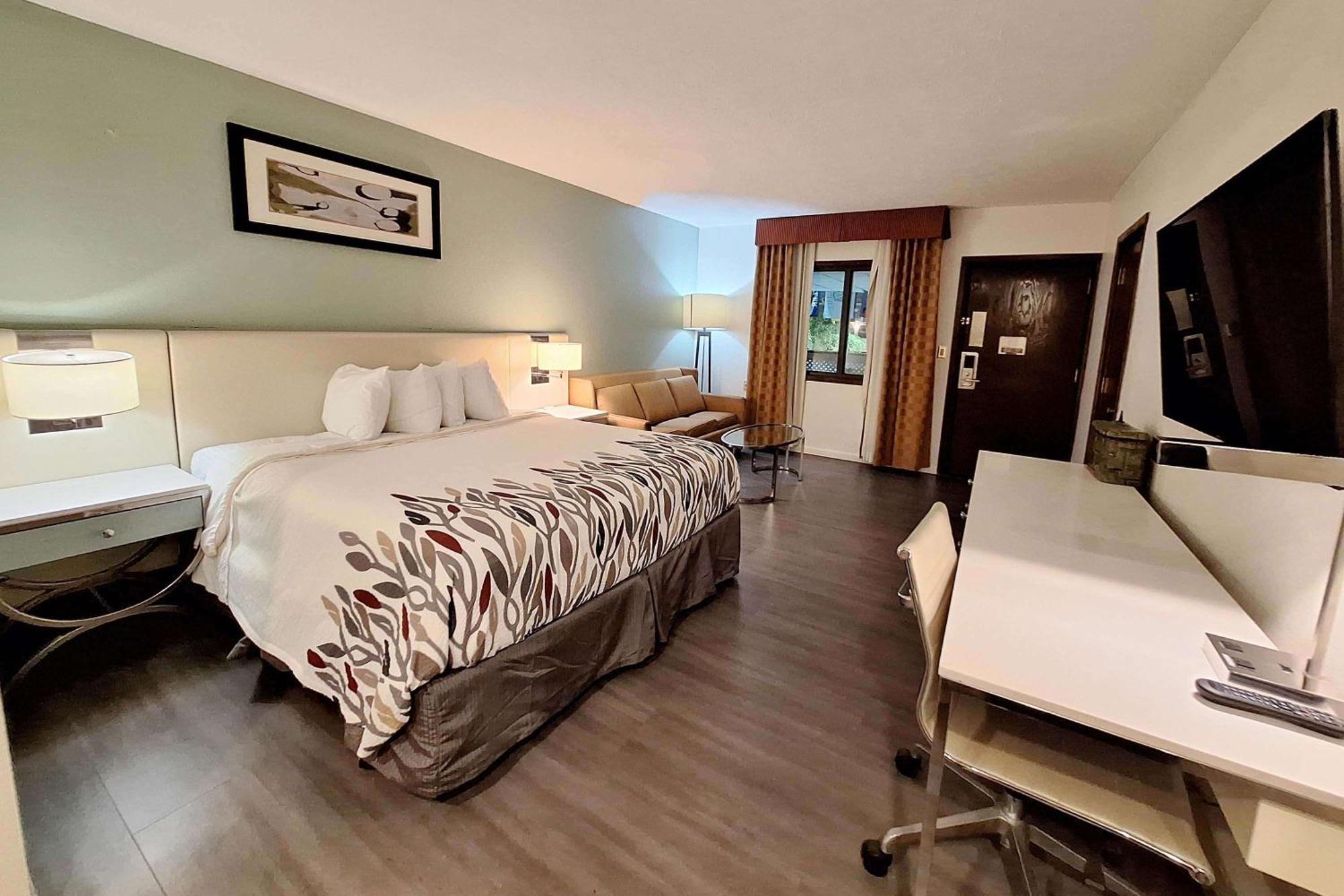 Travelodge By Wyndham Indianapolis Speedway Exteriör bild